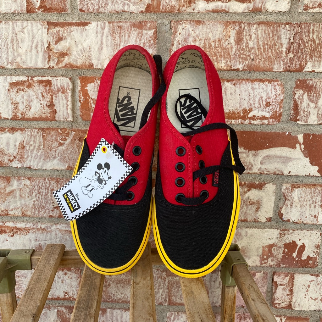 Vans Mickey Limited Edition Size 5 Women’s